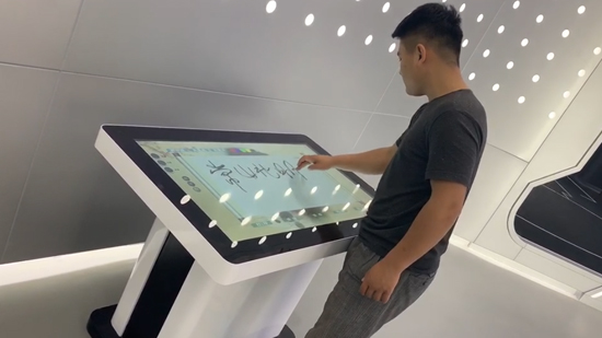 互动艺术_签名留影多媒体交互形式展现