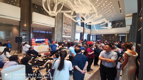 乌兰察布绿地新里程展厅参观现场