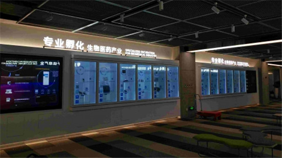 透明广告柜案例展示（局部）_摩拓为提供技术支持