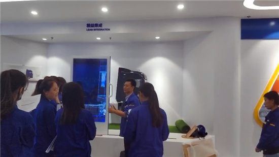 徐工汽车技术中心_落地滑轨屏应用案例