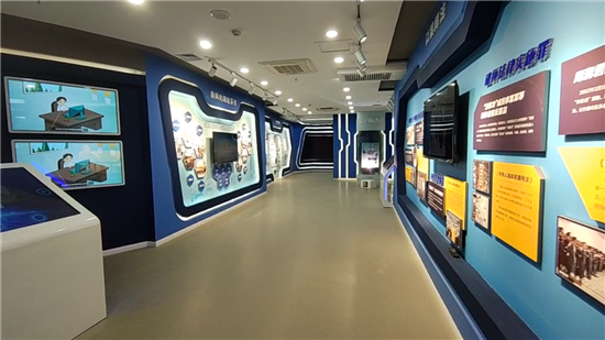 兰州反邪教展馆展示_摩拓为多媒体交互产品应用