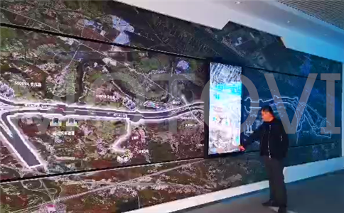 滑轨电视（互动滑轨屏）安装案例展示_摩拓为工程案例_现场图