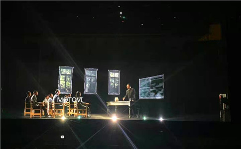 全息投影应用于清华大学110周年校庆晚会现场_摩拓为工程案例（局部展示图）