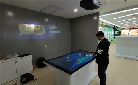 物体识别桌应用于教育基地_互动体验