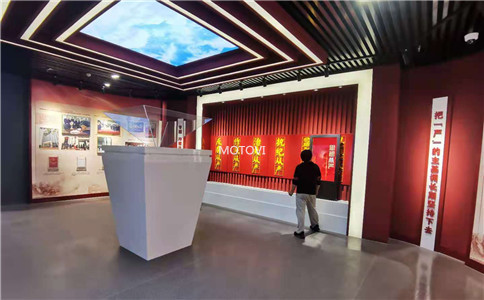 互动滑轨屏应用教育基地展厅（局部图）