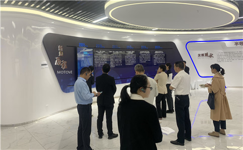 滑轨屏展厅应用案例（现场局部图）