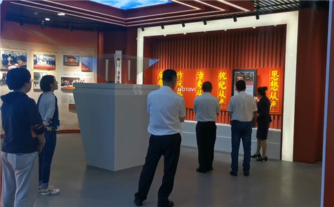 党建展厅滑轨屏应用案例